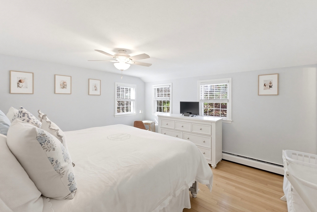 14 Minuteman Road Hingham, MA 02043 - Photo 13 of 32