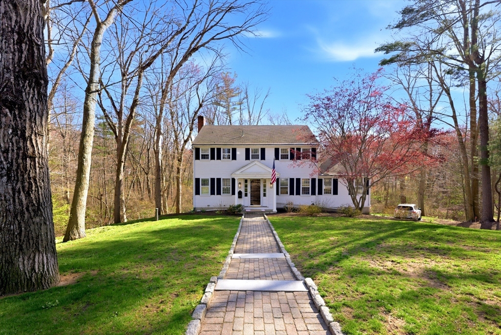 14 Minuteman Road Hingham, MA 02043 - Photo 27 of 32