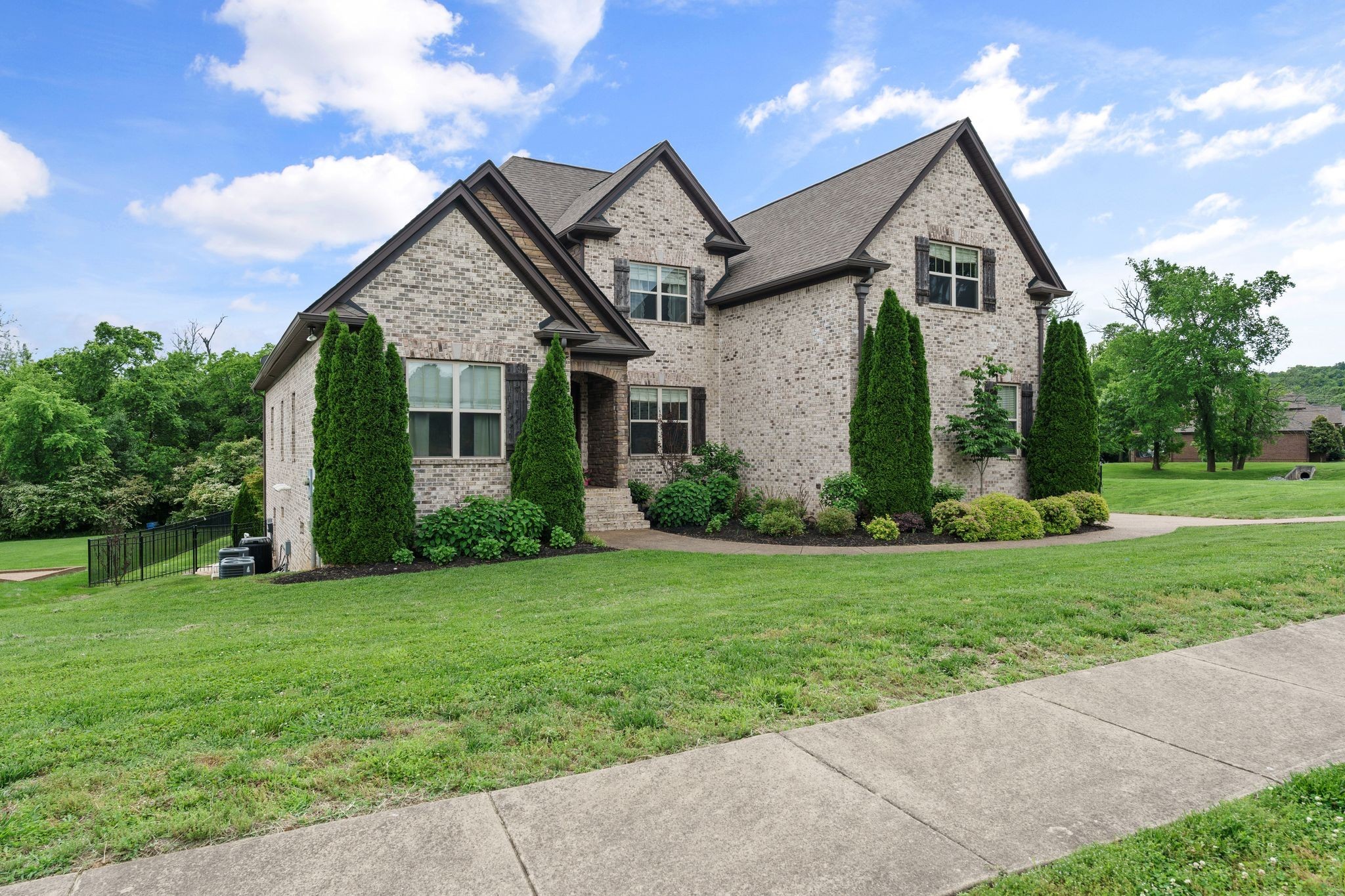 8027 Puddleduck Lane Spring Hill, TN 37174 - Photo 10 of 88