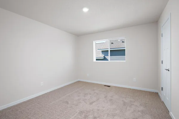 $414,900 | 724 Spruce Street North, Cambridge, MN 55008