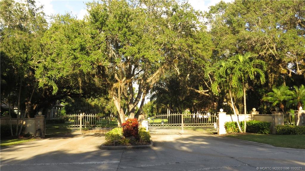 5399 Southeast Reef Way Stuart, FL 34997 - Photo 8 of 12 Gallery Image 8