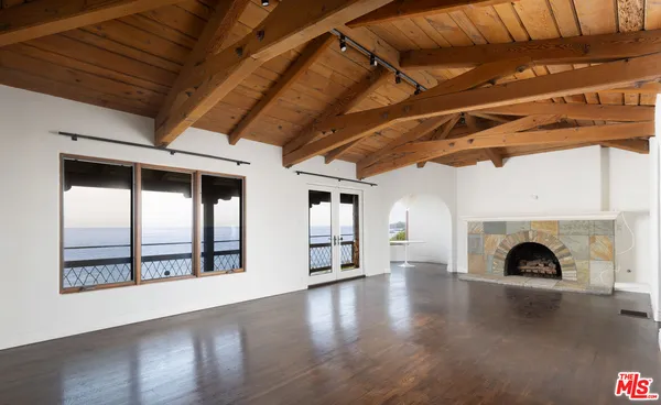 $27,000 | 629 South Coast Highway, Unit 627, Laguna Beach, CA 92651