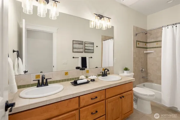 $2,850,000 | 9723 218th Place Northeast, Redmond, WA 98053