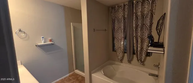 $2,600 | 4717 East Redfield Road, Gilbert, AZ 85234