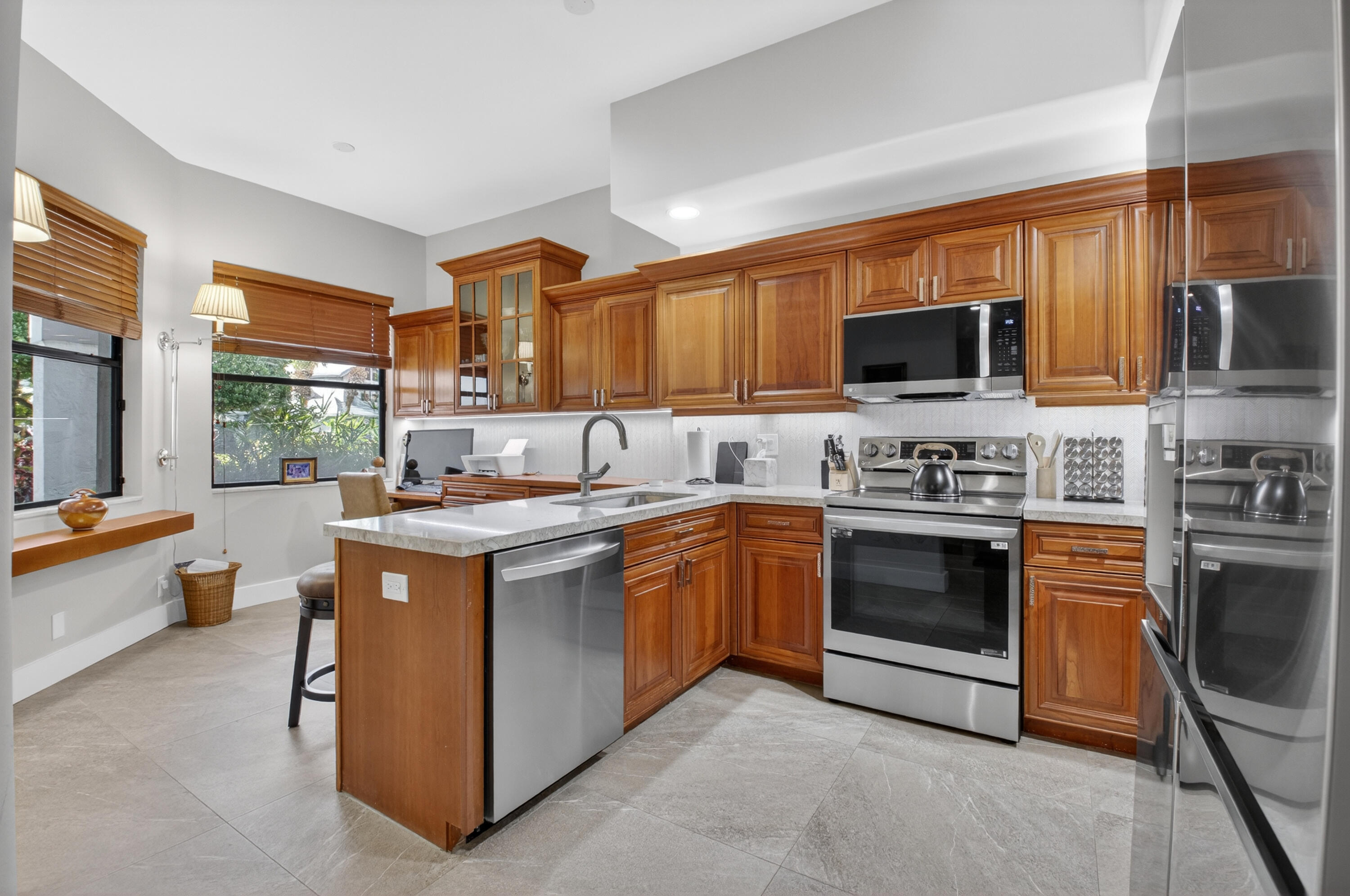 21222 Clubside Drive, Unit D Boca Raton, FL 33434 - Photo 15 of 61 DSC_0465