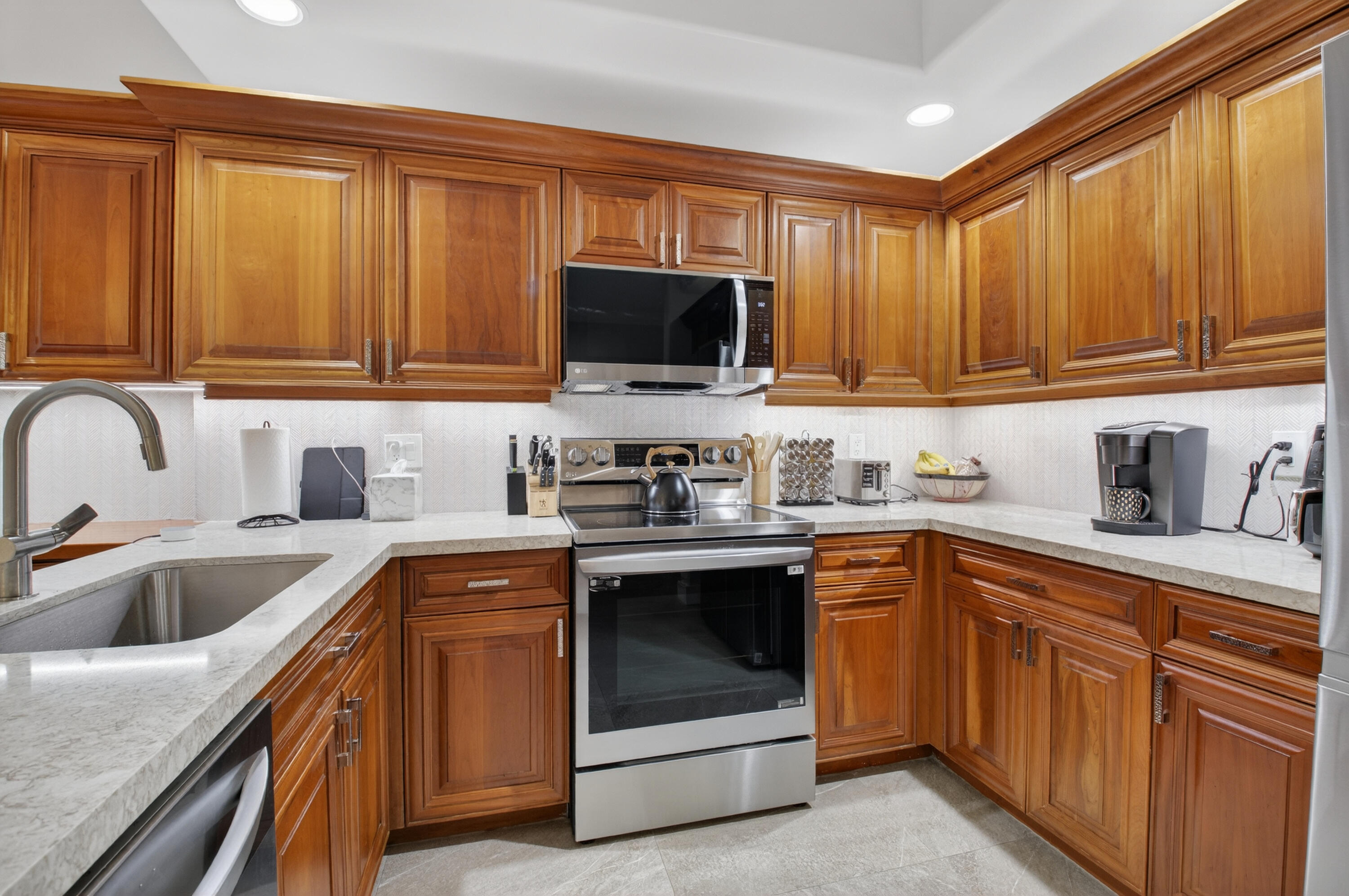 21222 Clubside Drive, Unit D Boca Raton, FL 33434 - Photo 19 of 61 DSC_0483