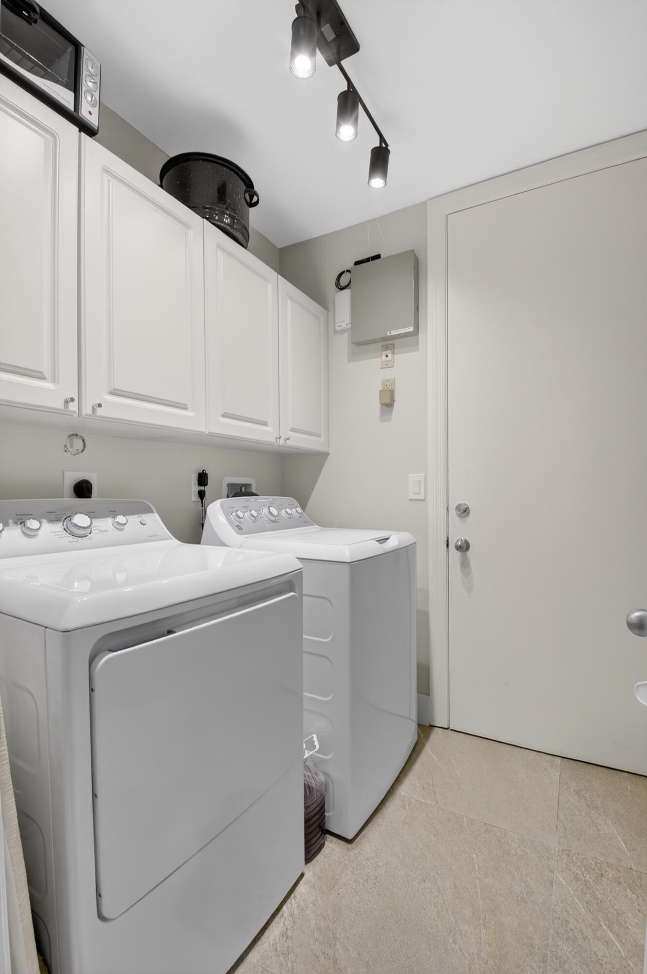 21222 Clubside Drive, Unit D Boca Raton, FL 33434 - Photo 21 of 61 DSC_0502