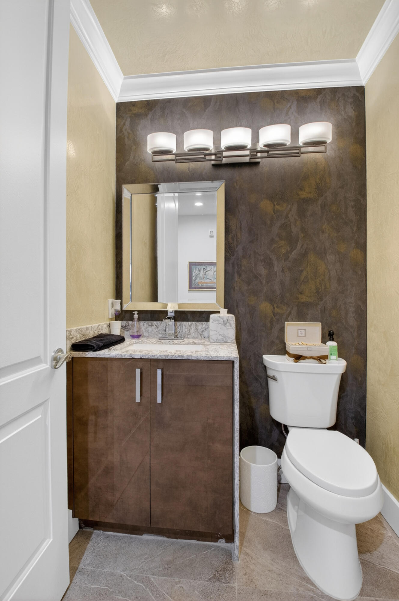 21222 Clubside Drive, Unit D Boca Raton, FL 33434 - Photo 24 of 61 DSC_0515