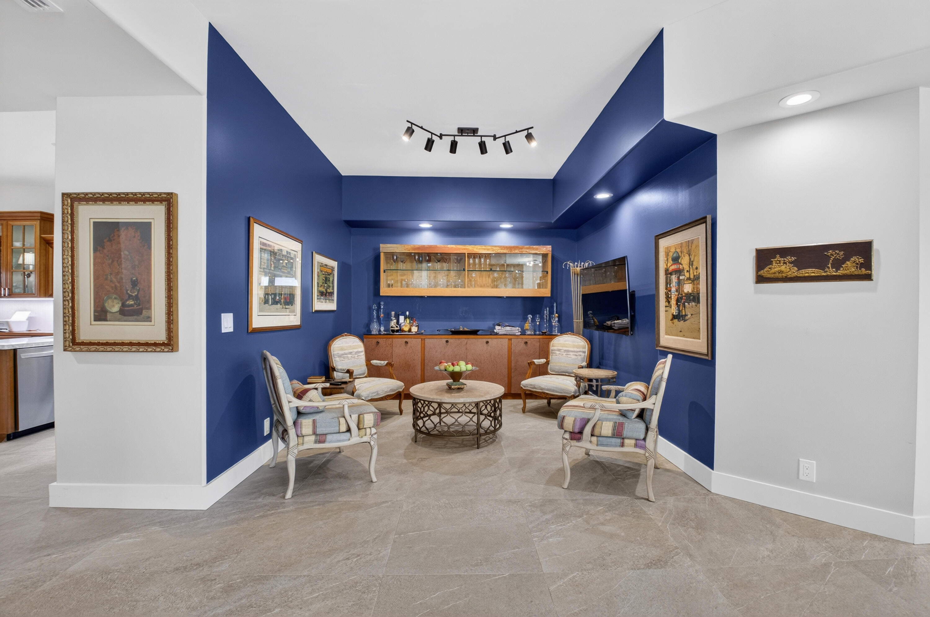 21222 Clubside Drive, Unit D Boca Raton, FL 33434 - Photo 7 of 61 DSC_0404