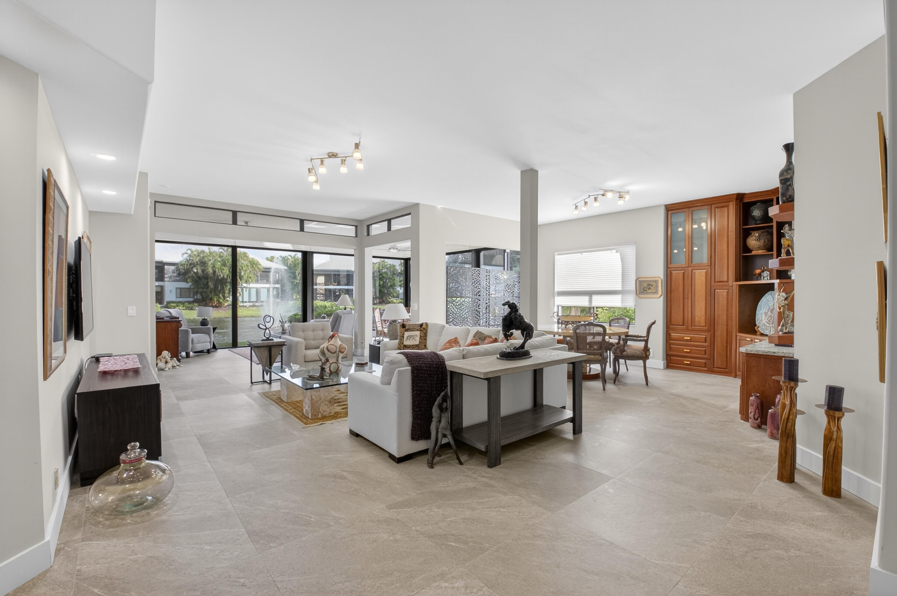 21222 Clubside Drive, Unit D Boca Raton, FL 33434 - Photo 8 of 61 DSC_0409