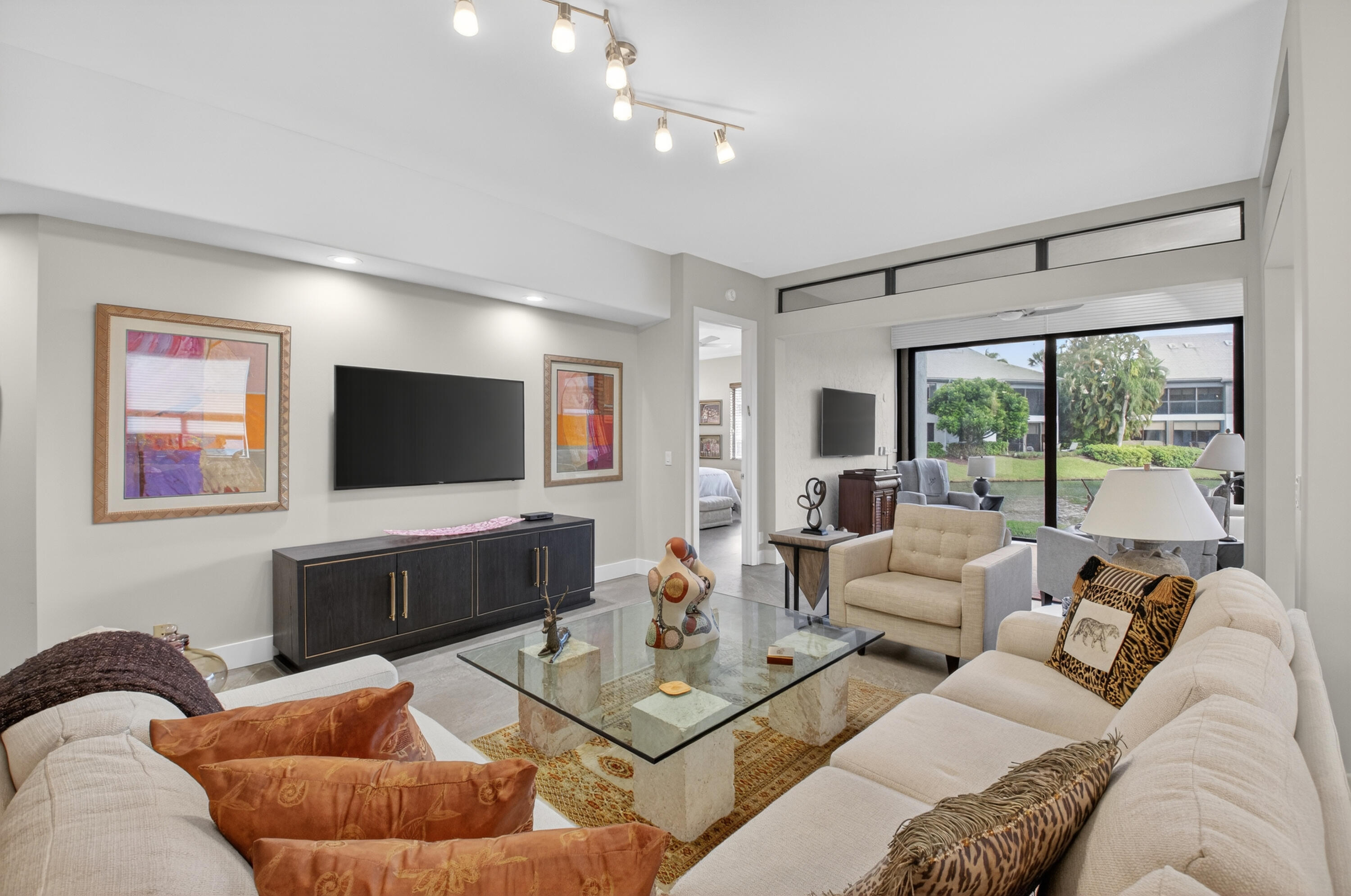 21222 Clubside Drive, Unit D Boca Raton, FL 33434 - Photo 10 of 61 DSC_0422