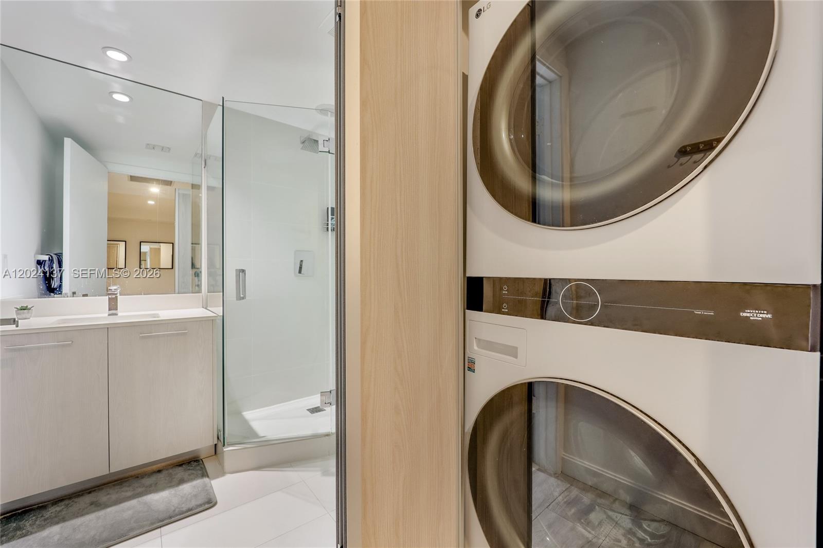 45 Southwest 9th Street, Unit 1905 Miami, FL 33130 - Photo 10 of 13