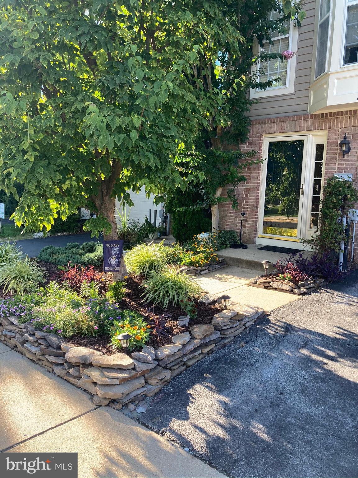 656 Howards Loop Annapolis, MD 21401 - Photo 3 of 59 Gallery Image 3