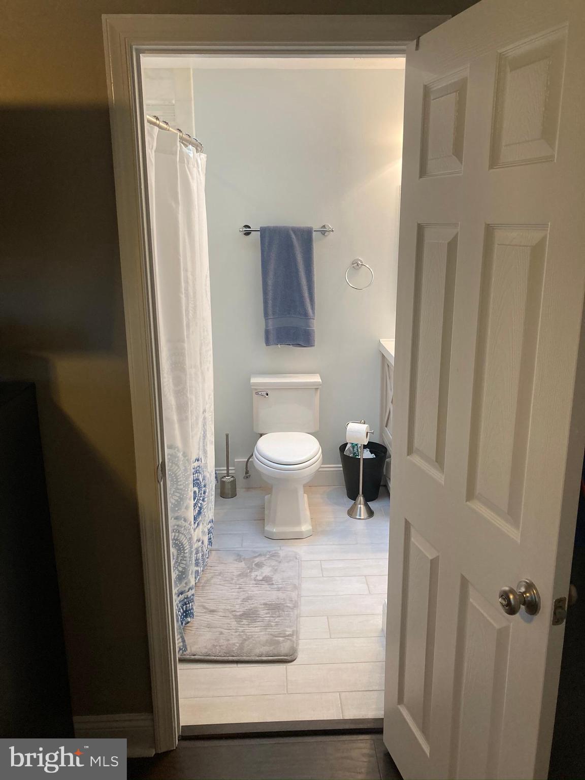 656 Howards Loop Annapolis, MD 21401 - Photo 47 of 59 Third Floor Primary Bedroom - Bathroom