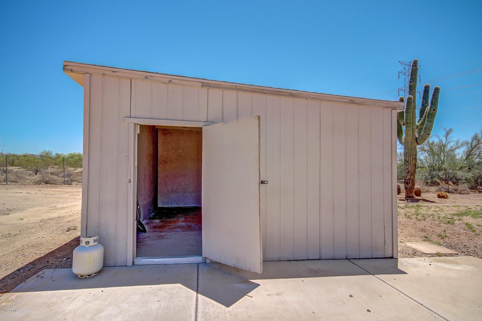 9816 East Flanders Road Mesa, AZ 85207 - Photo 42 of 45 FLANDERS RD 49