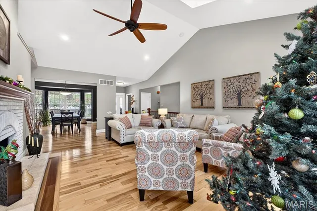 $749,900 | 336 Wild Horse Canyon Drive, Wildwood, MO 63005