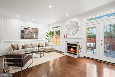 $850,000 | 7822 Oracle Place, Potomac, MD 20854