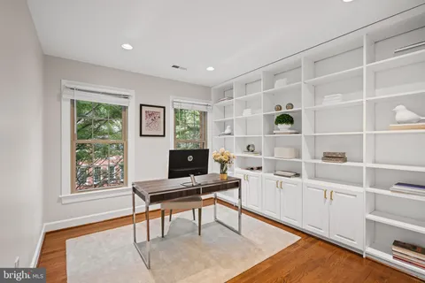 $850,000 | 7822 Oracle Place, Potomac, MD 20854