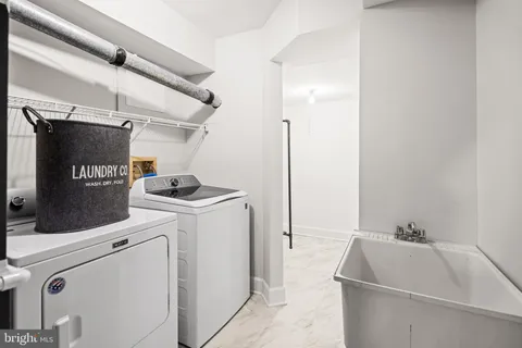 $850,000 | 7822 Oracle Place, Potomac, MD 20854