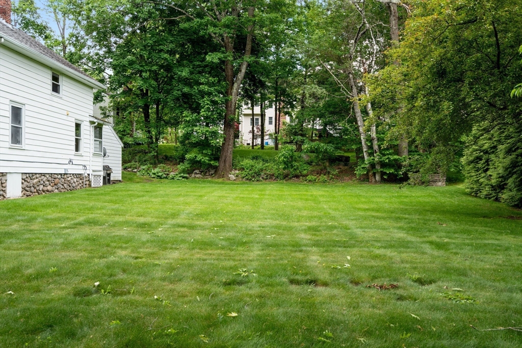 107 Winter Hill Road Holden, MA 01520 - Photo 26 of 34