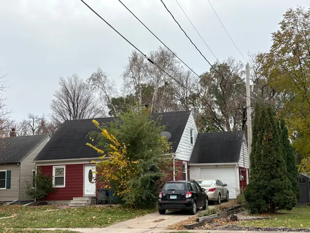 $199,500 | 1313 10th Avenue South, Moorhead, MN 56560