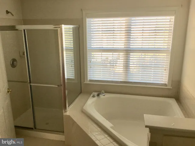 $3,300 | 42060 Fremont Preserve Square, Aldie, VA 20105