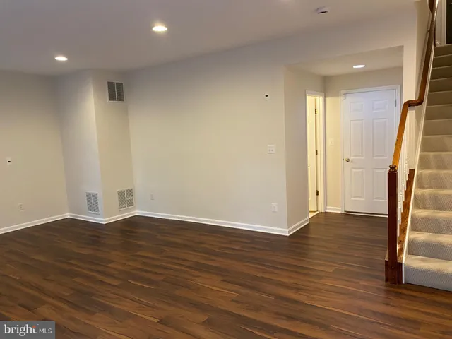 $3,300 | 42060 Fremont Preserve Square, Aldie, VA 20105