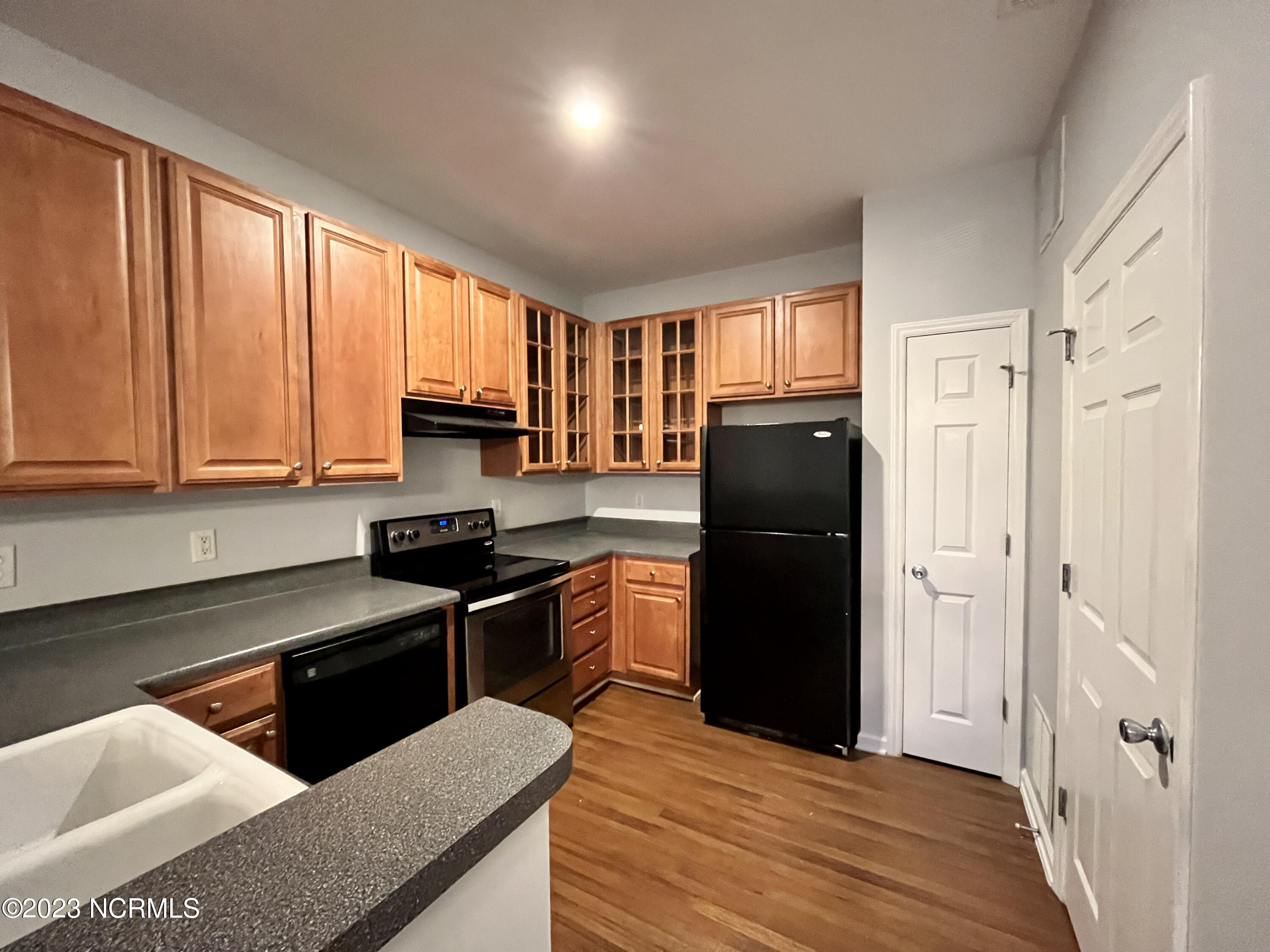 1129 Turtle Creek Road, Unit G Greenville, NC 27858 - Photo 19 of 42 55148567-C464-44EF-B54A-34B226C843FD_1_2