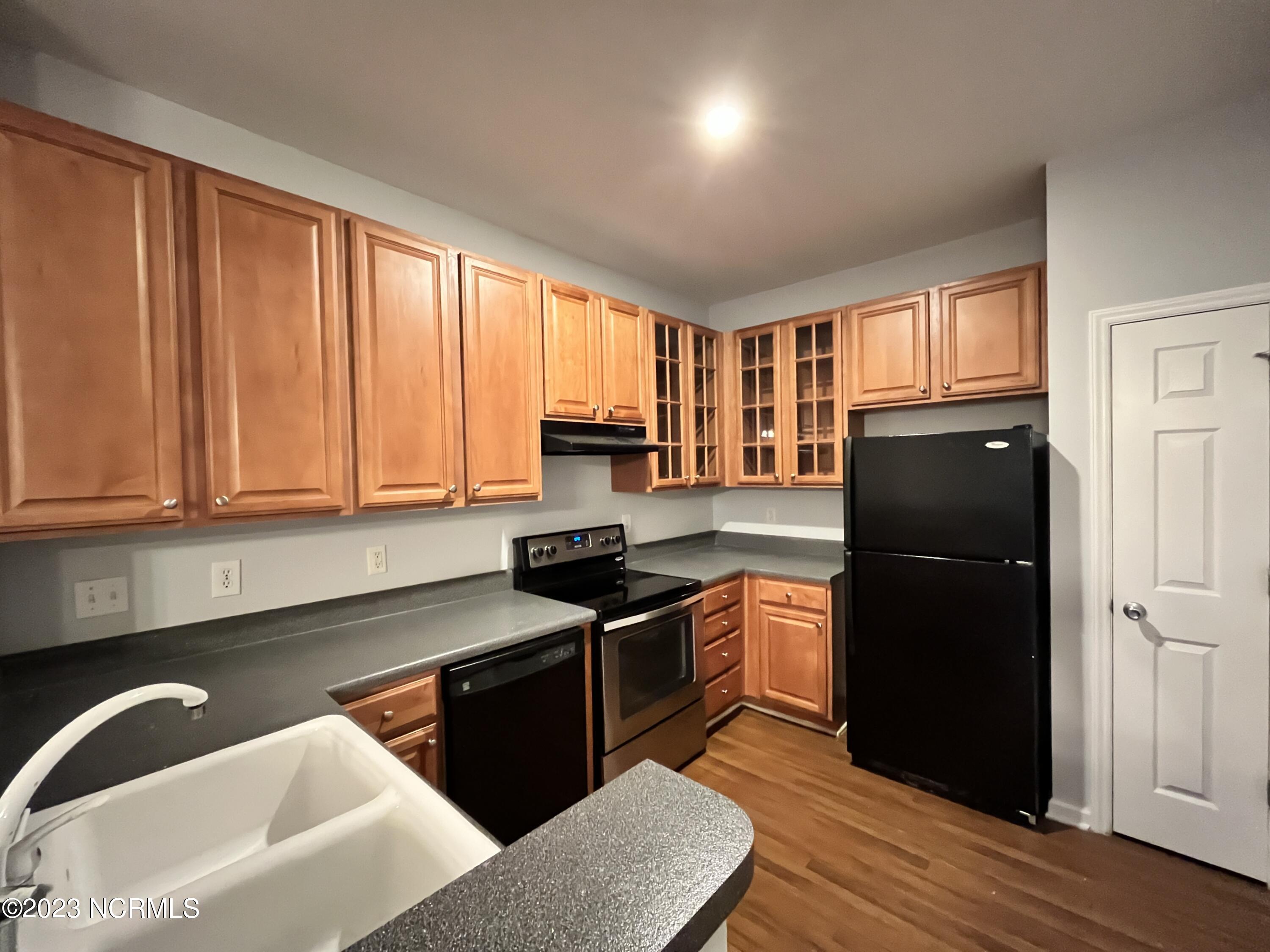 1129 Turtle Creek Road, Unit G Greenville, NC 27858 - Photo 20 of 42 5D2DD4D2-60B5-4CA8-B195-89C68DC8BCC6