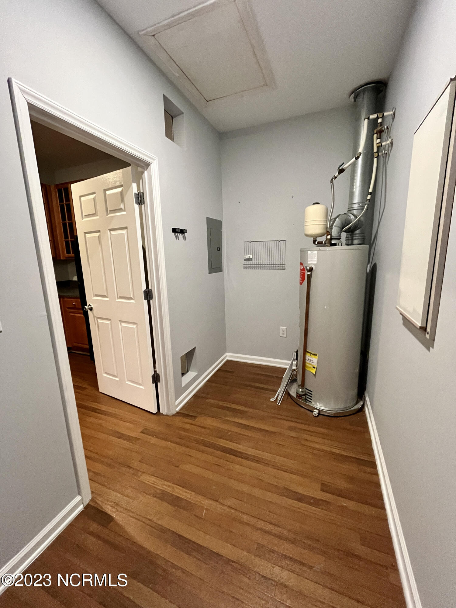1129 Turtle Creek Road, Unit G Greenville, NC 27858 - Photo 26 of 42 7A2D93ED-BDF2-47FA-A153-B1112E651BED_1_2