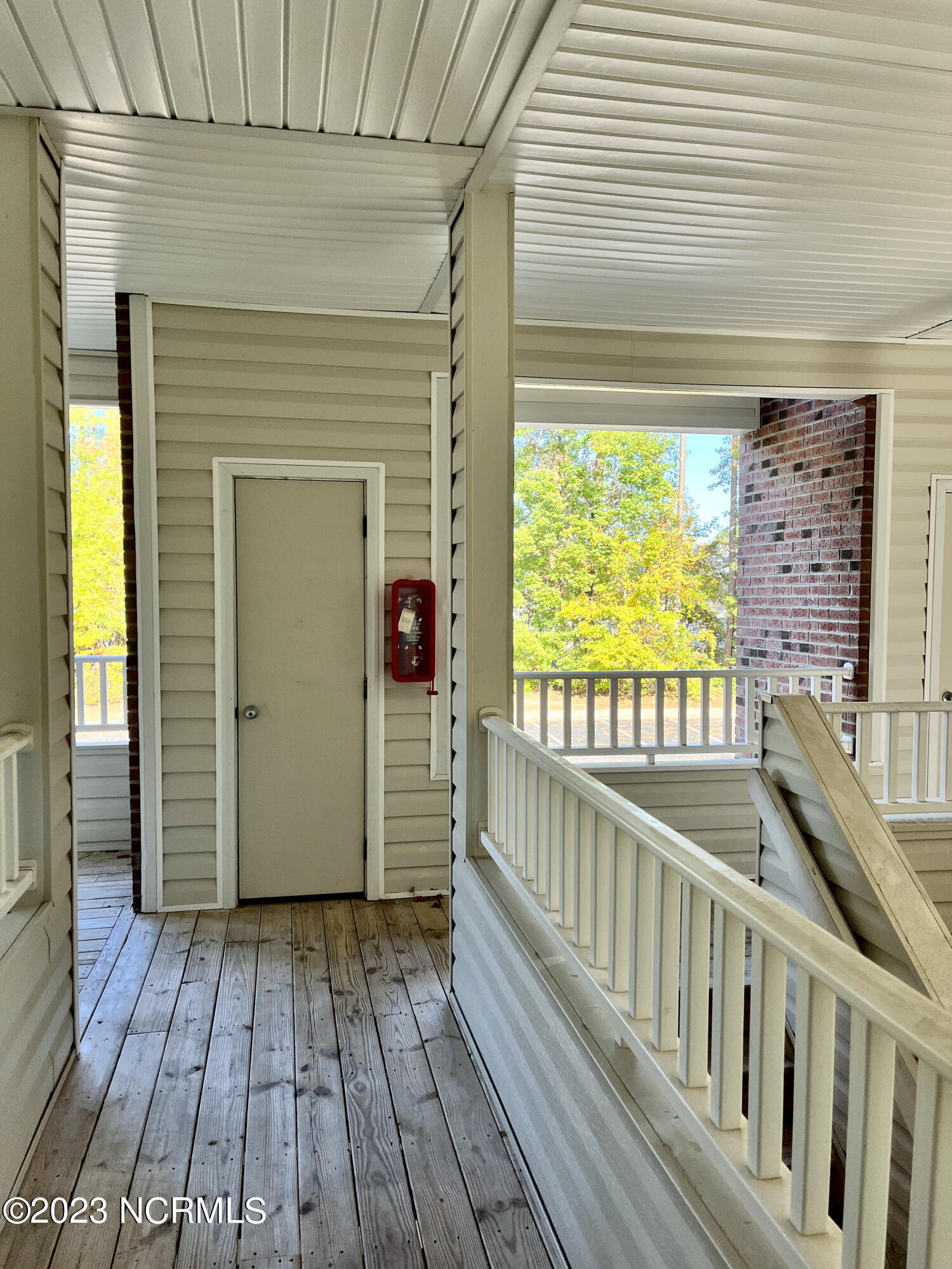 1129 Turtle Creek Road, Unit G Greenville, NC 27858 - Photo 9 of 42 16C13423-3B67-4C45-A9E7-2A039521C8E9_1_2
