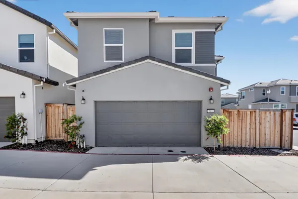 $520,000 | 211 Starlight Place, Lincoln, CA 95648