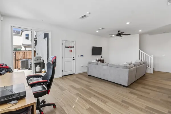 $520,000 | 211 Starlight Place, Lincoln, CA 95648