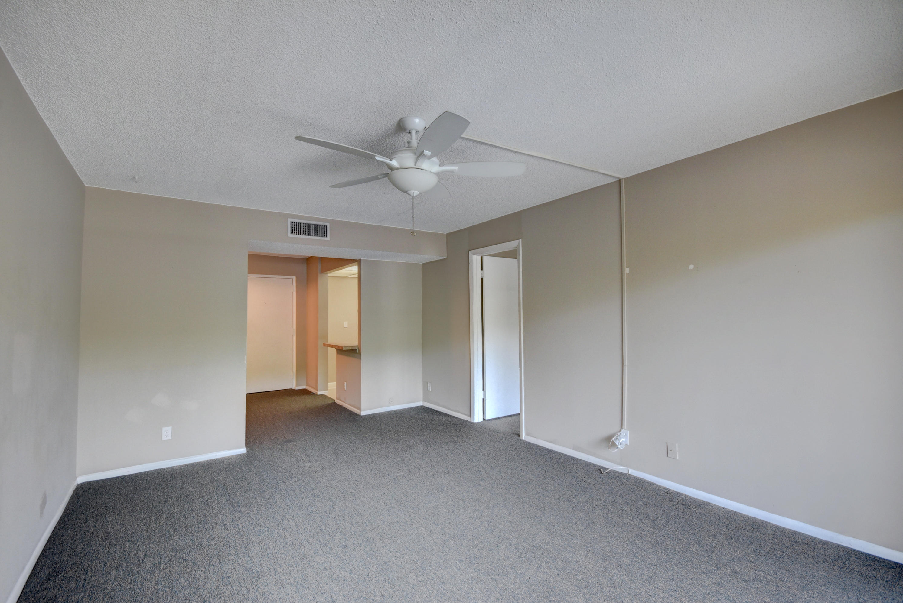 470 Northwest 20th Street, Unit 2100 Boca Raton, FL 33431 - Photo 5 of 25 KA 470 NW 20th St 210-6