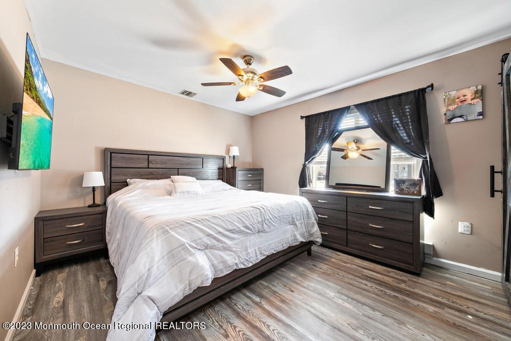 8 Diane Road Manahawkin, NJ 08050 - Photo 4 of 9 8DianePrint-21