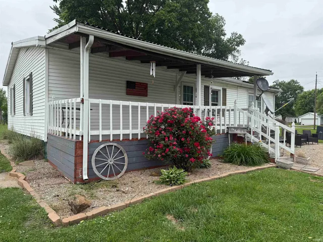 $69,000 | 204 Railroad Lane, Oaktown, IN 47561