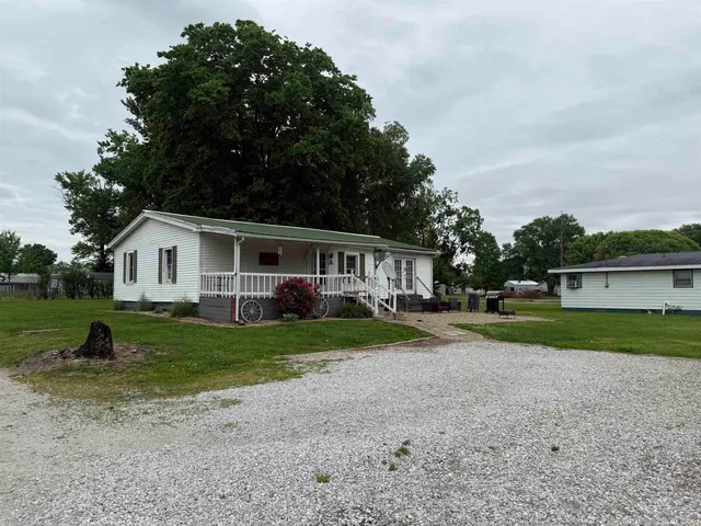 $69,000 | 204 Railroad Lane, Oaktown, IN 47561