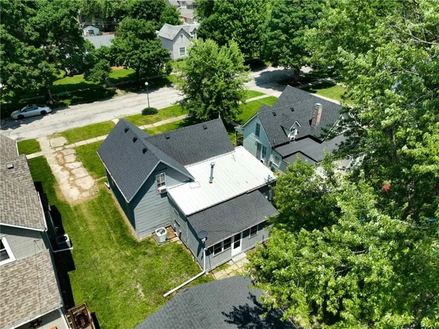 $127,000 | 313 Shawnee Street, Hiawatha, KS 66434