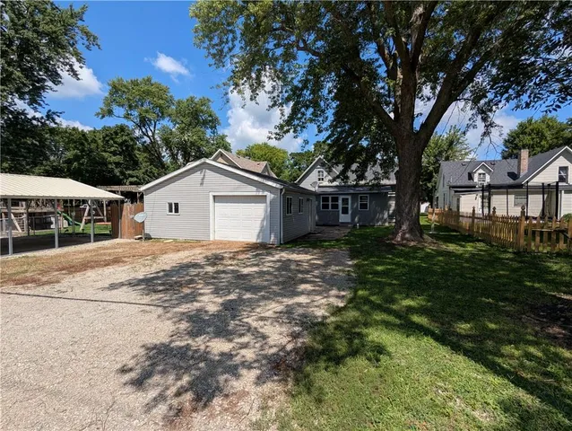 $127,000 | 313 Shawnee Street, Hiawatha, KS 66434