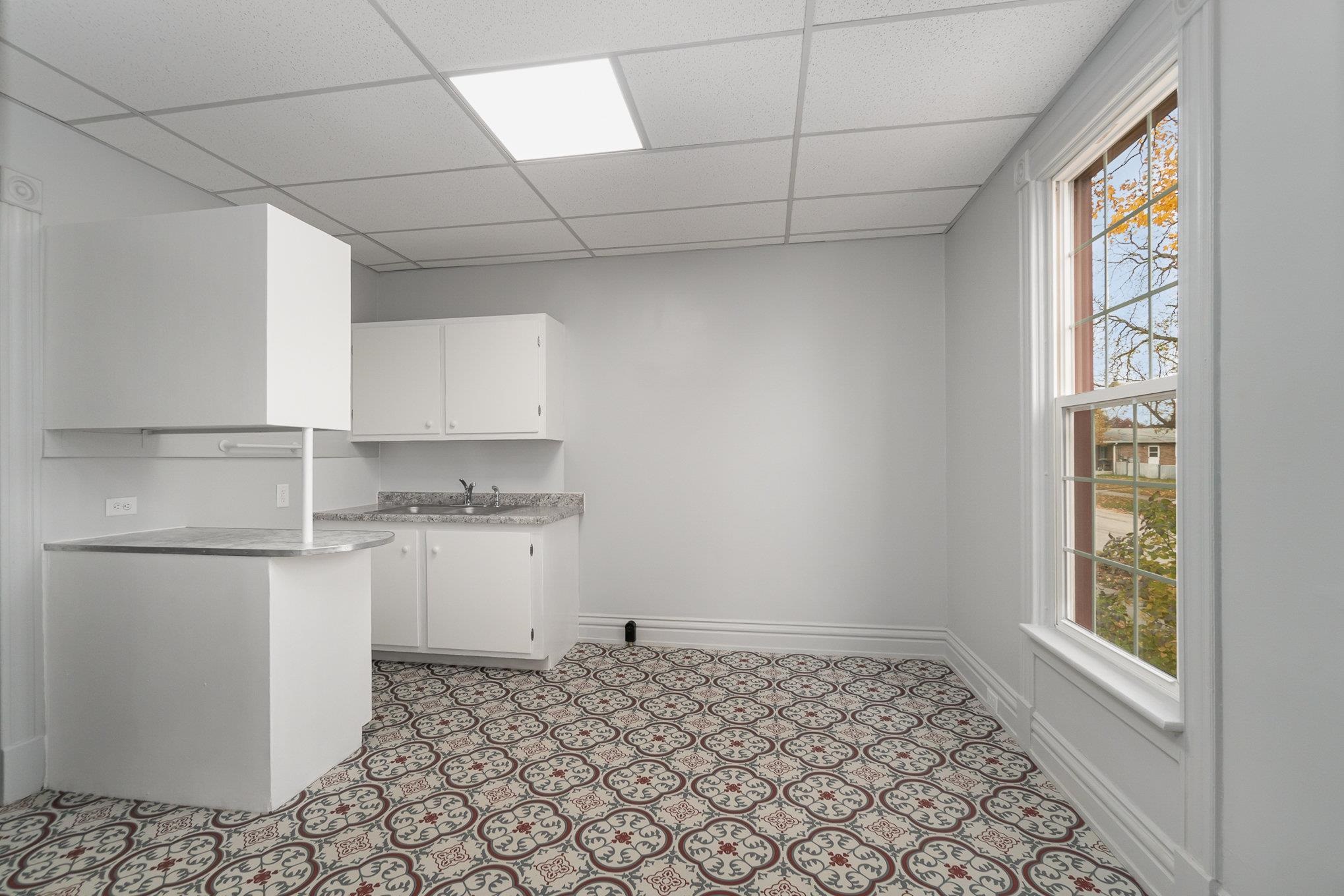 415 10th Street Bay City, MI 48708 - Photo 9 of 24 Gallery Image 9