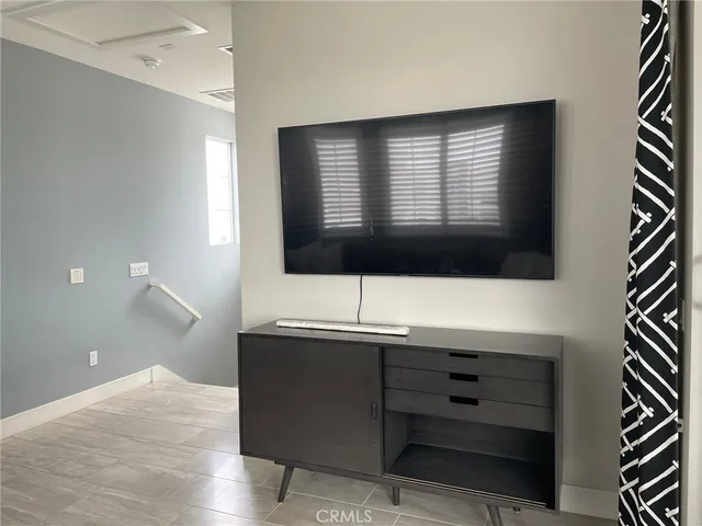 $5,050 | 104 Allusion, Irvine, CA 92618