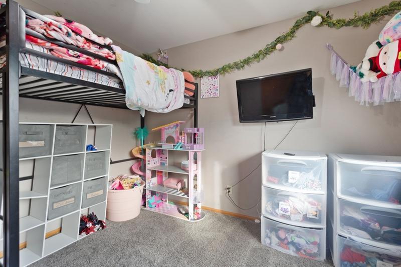 2065 Kings Road Eagan, MN 55122 - Photo 25 of 41