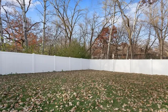 $529,995 | 2065 Kings Road, Eagan, MN 55122