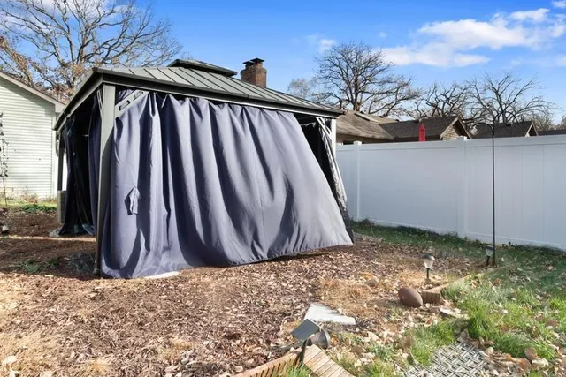 $529,995 | 2065 Kings Road, Eagan, MN 55122