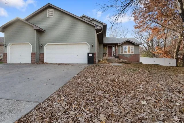 $529,995 | 2065 Kings Road, Eagan, MN 55122