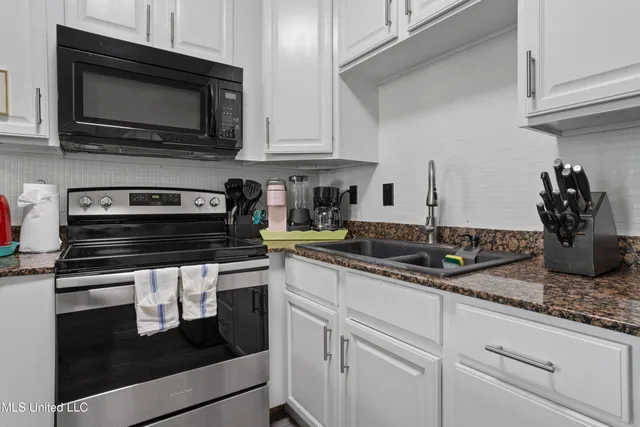 $220,000 | 1181 Century Oaks Drive, Unit B, Gulfport, MS 39507