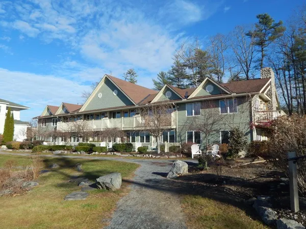 $225,000 | 304 Eddy Road, Unit 202, Edgecomb, ME 04556