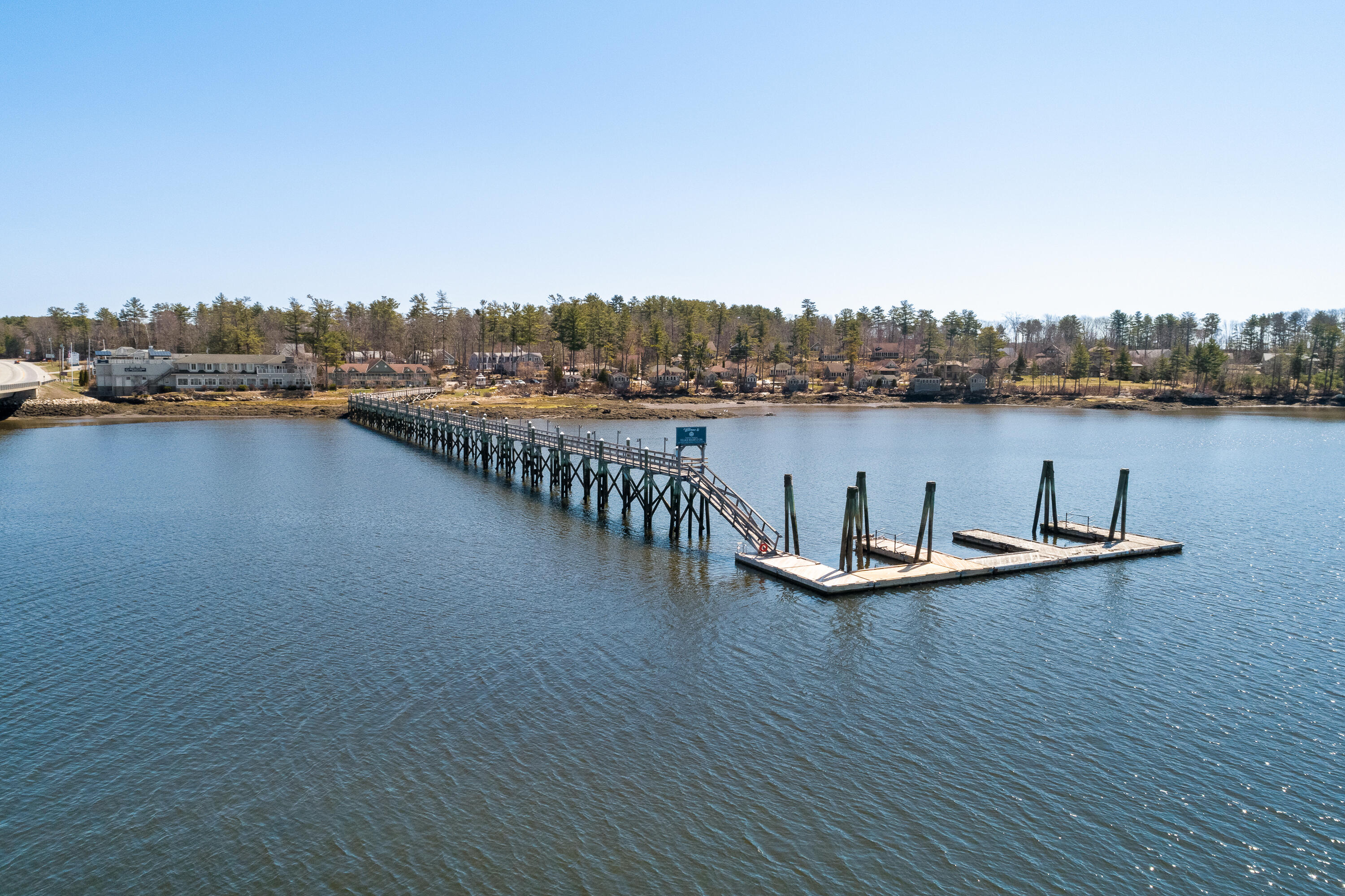 304 Eddy Road, Unit 202 Edgecomb, ME 04556 - Photo 31 of 42 Dock SHVR Aerial(MAPS)