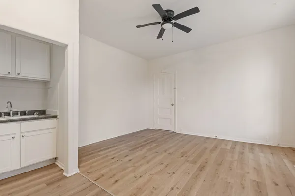 $259,900 | 133 West 13th Street, Davenport, IA 52803