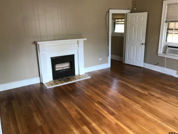 $995 | 208 West Phillips Street, Unit 200, Tyler, TX 75701